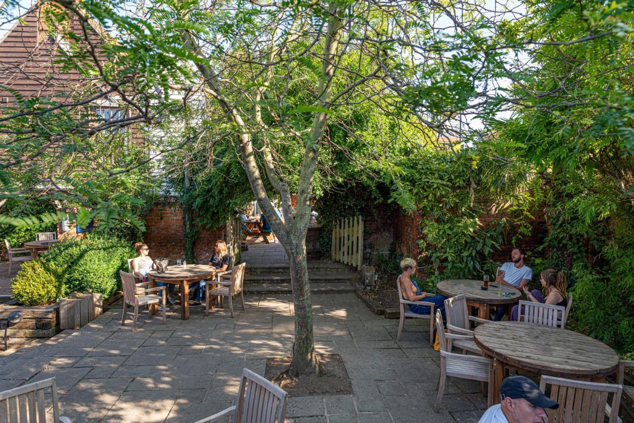 The Sun Inn Faversham Extérieur photo
